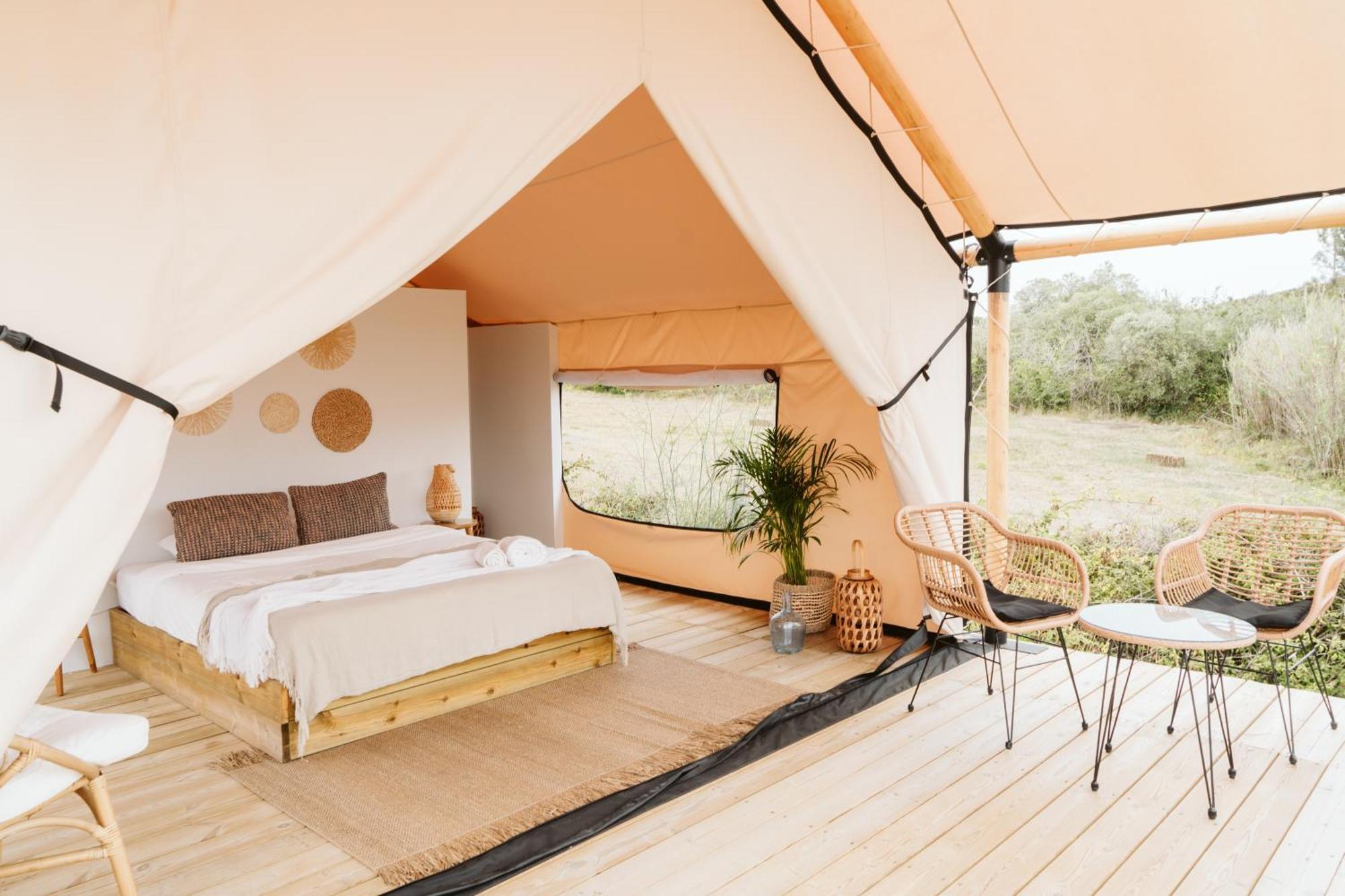 Bed & Breakfast Dreamsea Surf Gouveia (Lisbon)