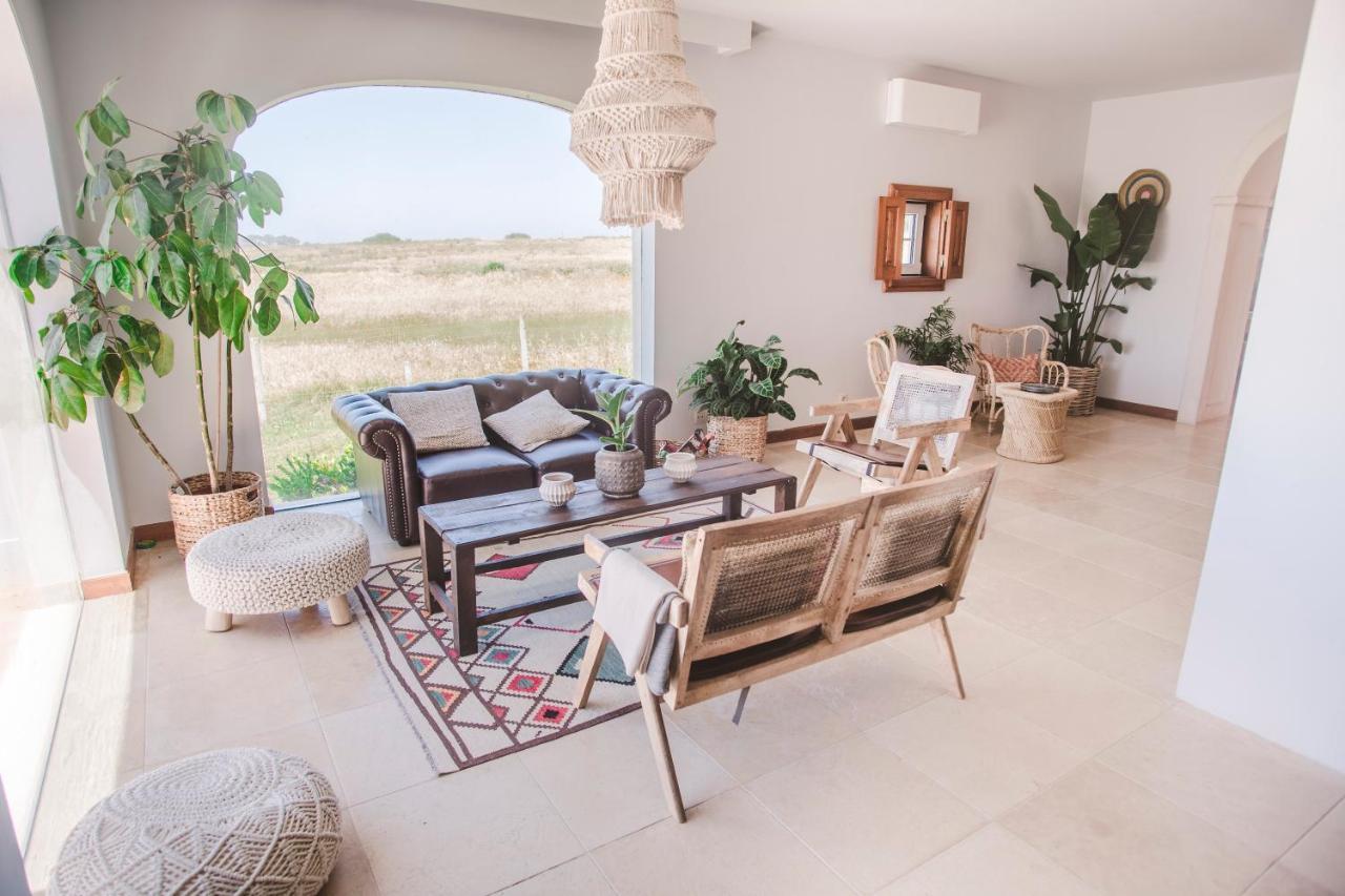 Dreamsea Surf Bed & Breakfast Gouveia (Lisbon)